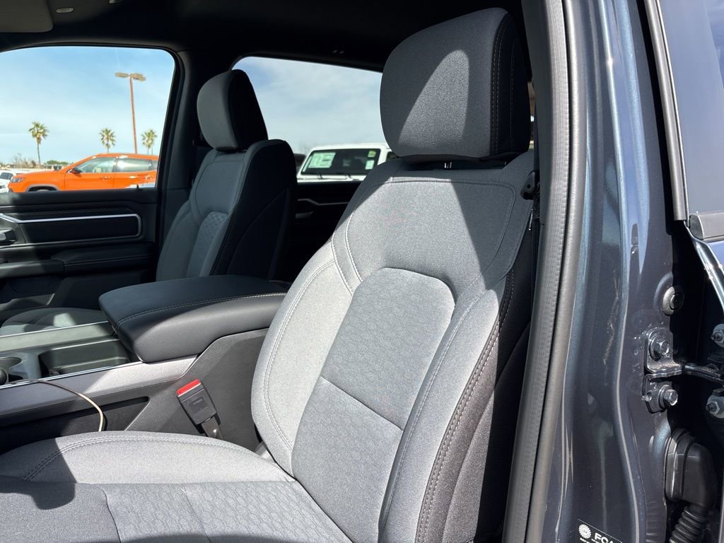 New 2026 RAM 1500 Big Horn AWD/4WD image 14