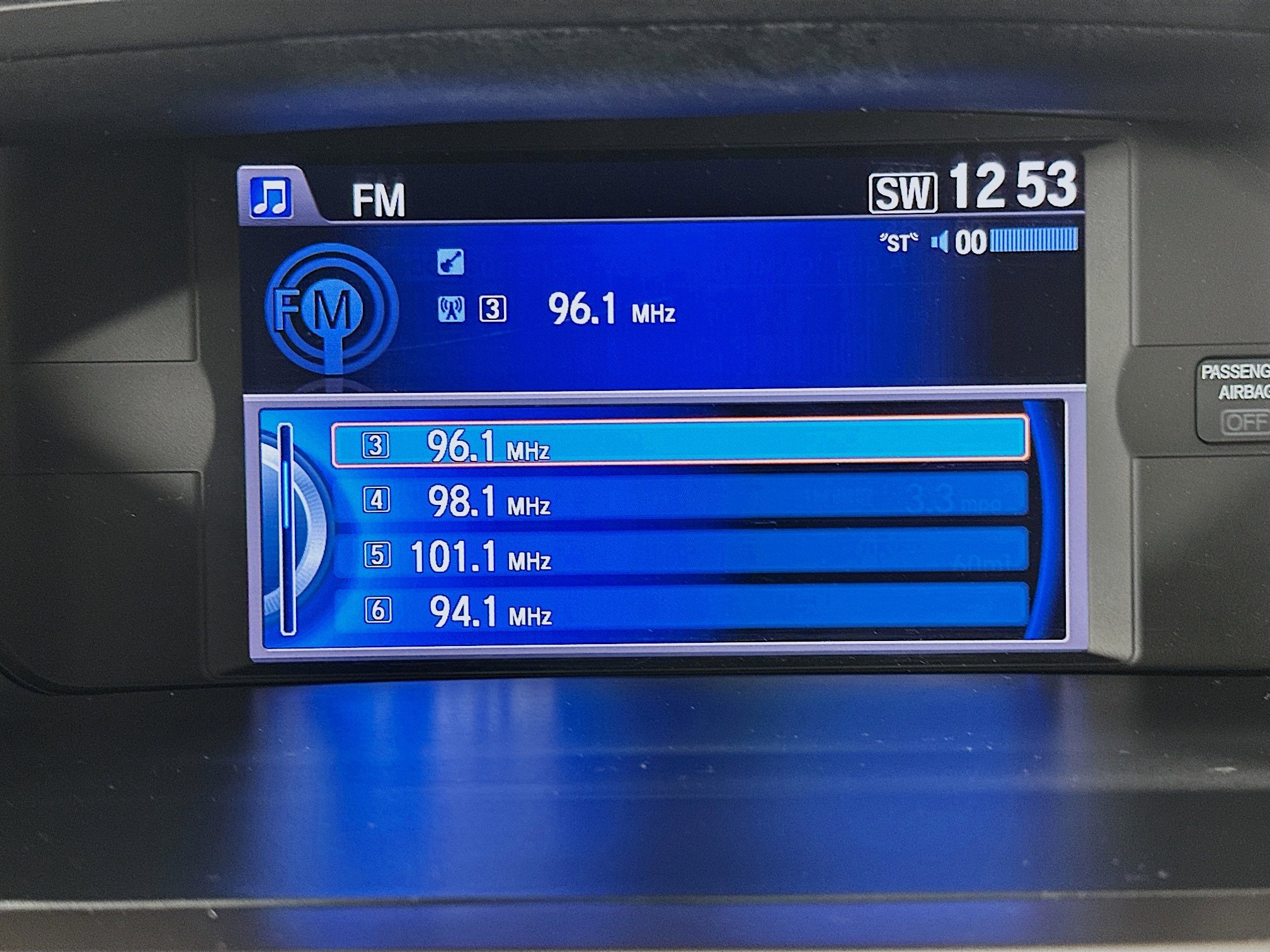 Used 2016 Honda Odyssey EX-L image 19