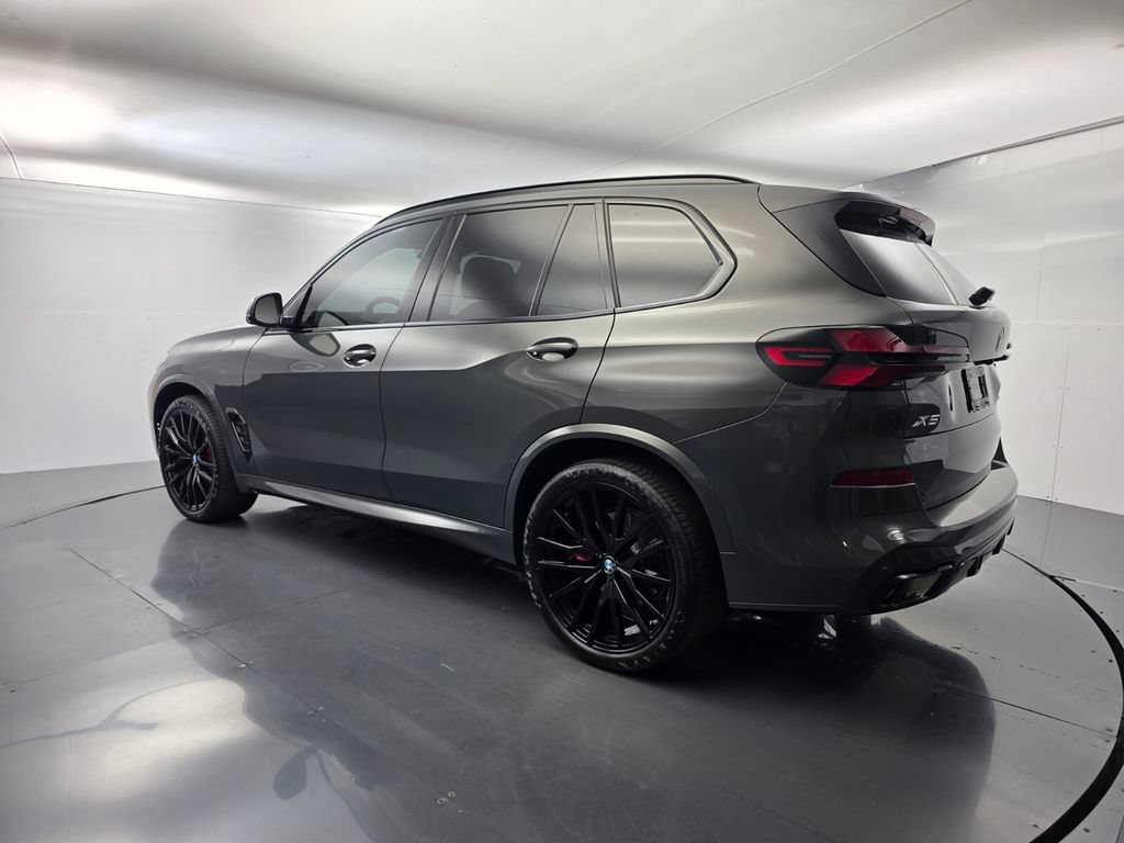 Certified 2025 BMW X5 sDrive40i w/ M Sport Package RWD image 6