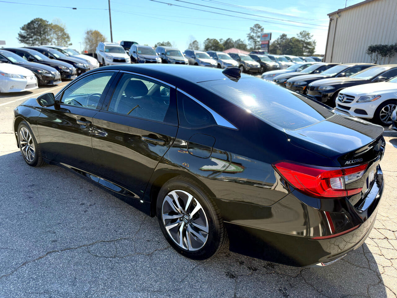 Used 2019 Honda Accord Hybrid image 5