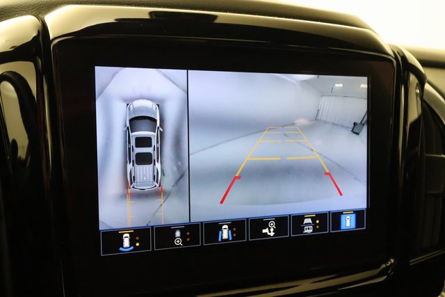 Used 2022 Chevrolet Traverse Premier image 16