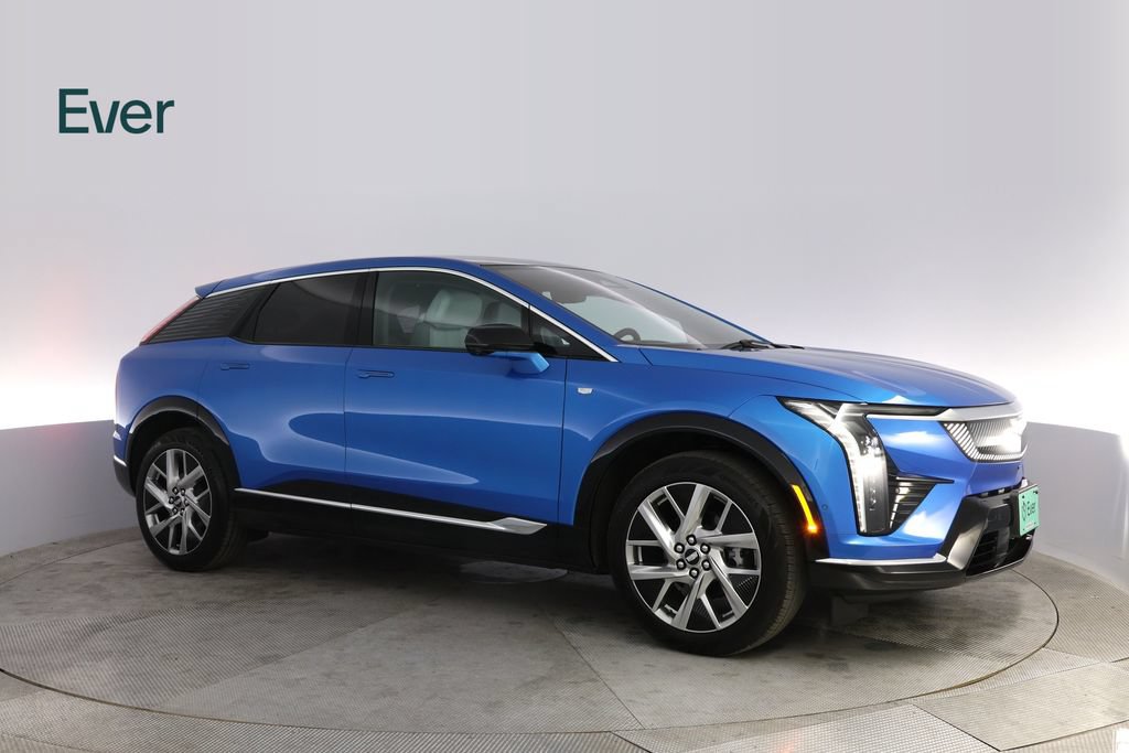 Used 2025 Cadillac Optiq Luxury 1 AWD/4WD image 14