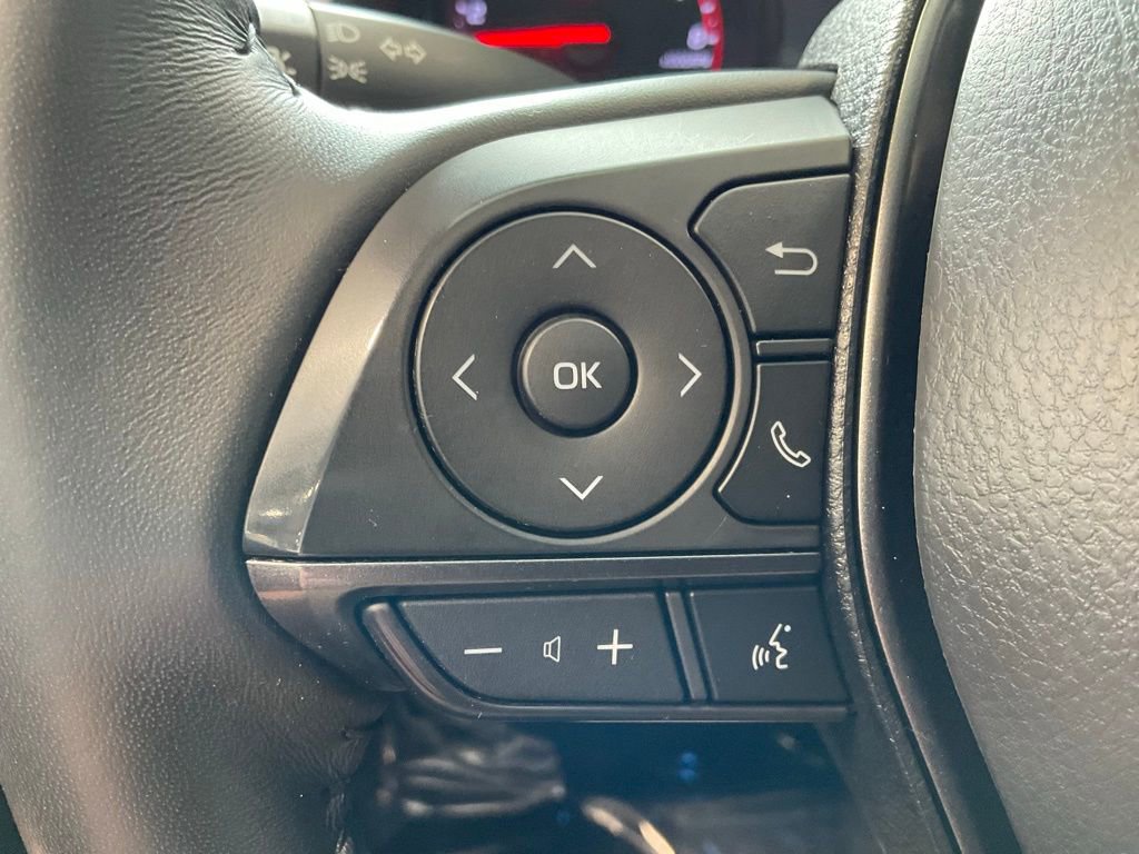 Used 2022 Toyota Camry XSE FWD image 12