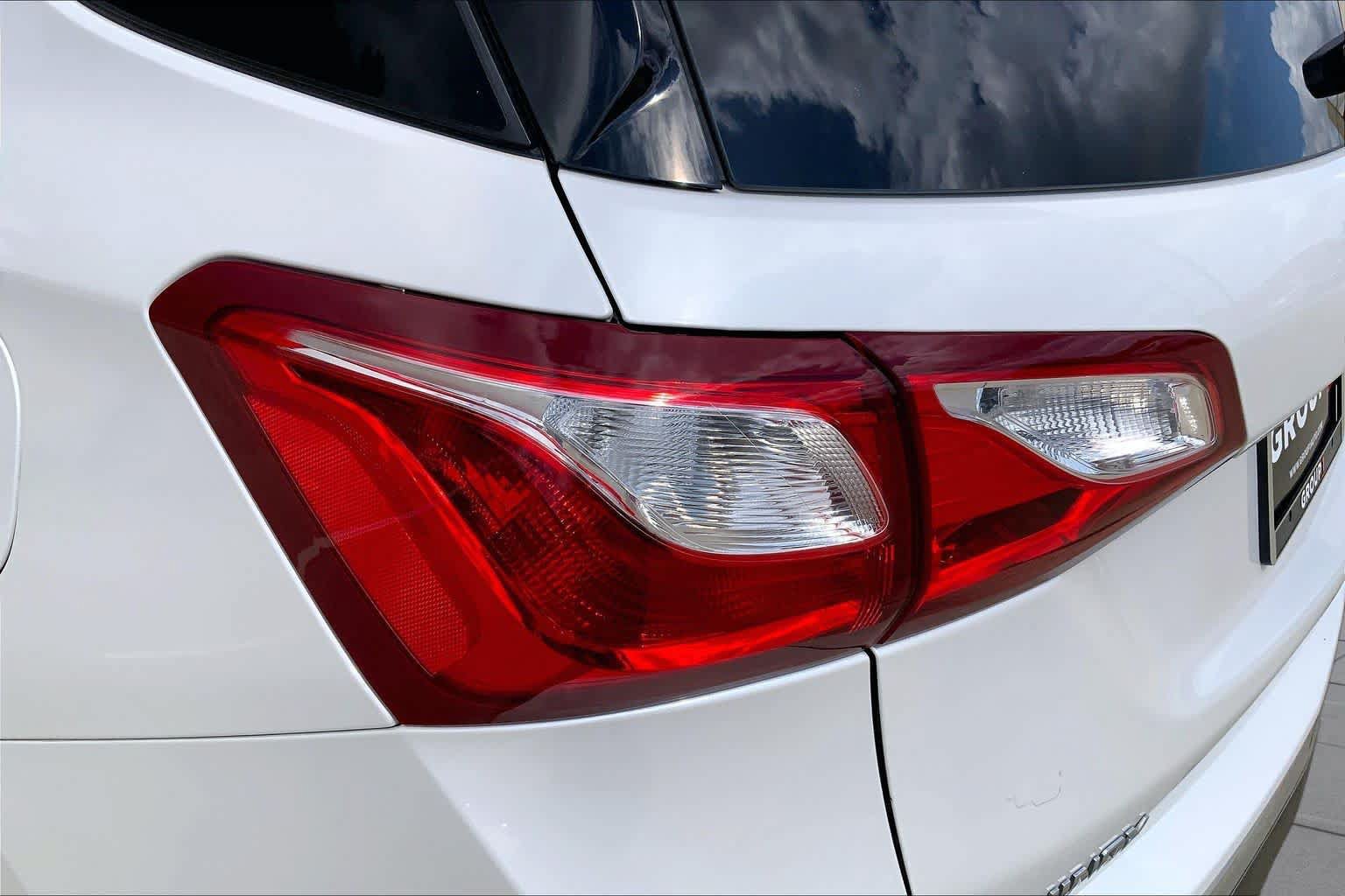 Used 2020 Chevrolet Equinox LT FWD image 29