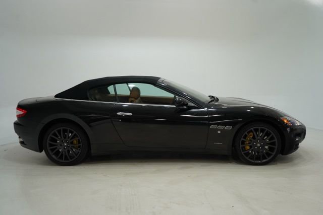 Used 2016 Maserati GranTurismo Convertible RWD image 8