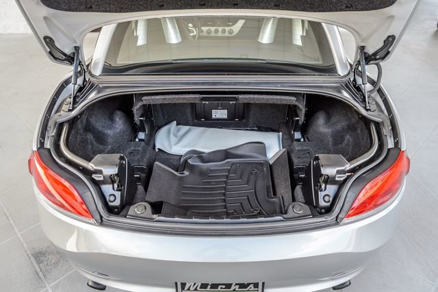 Used 2009 BMW Z4 sDrive35i image 18