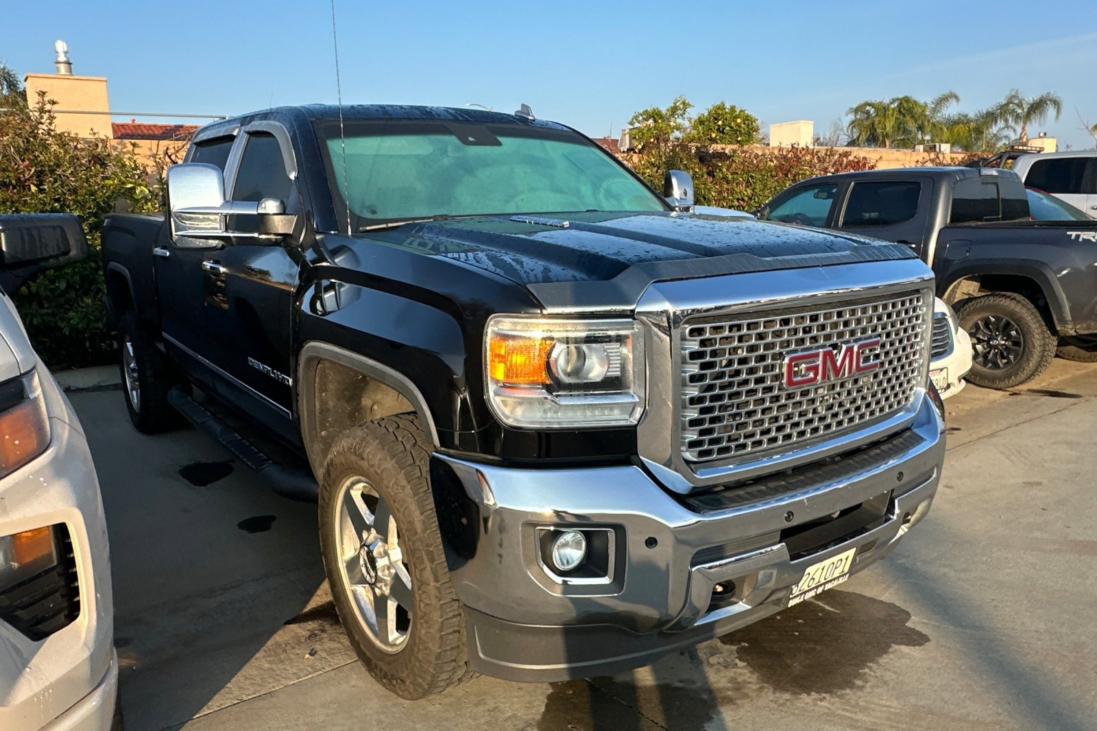 Used 2015 GMC Sierra 2500 Denali w/ Duramax Plus Package image 6