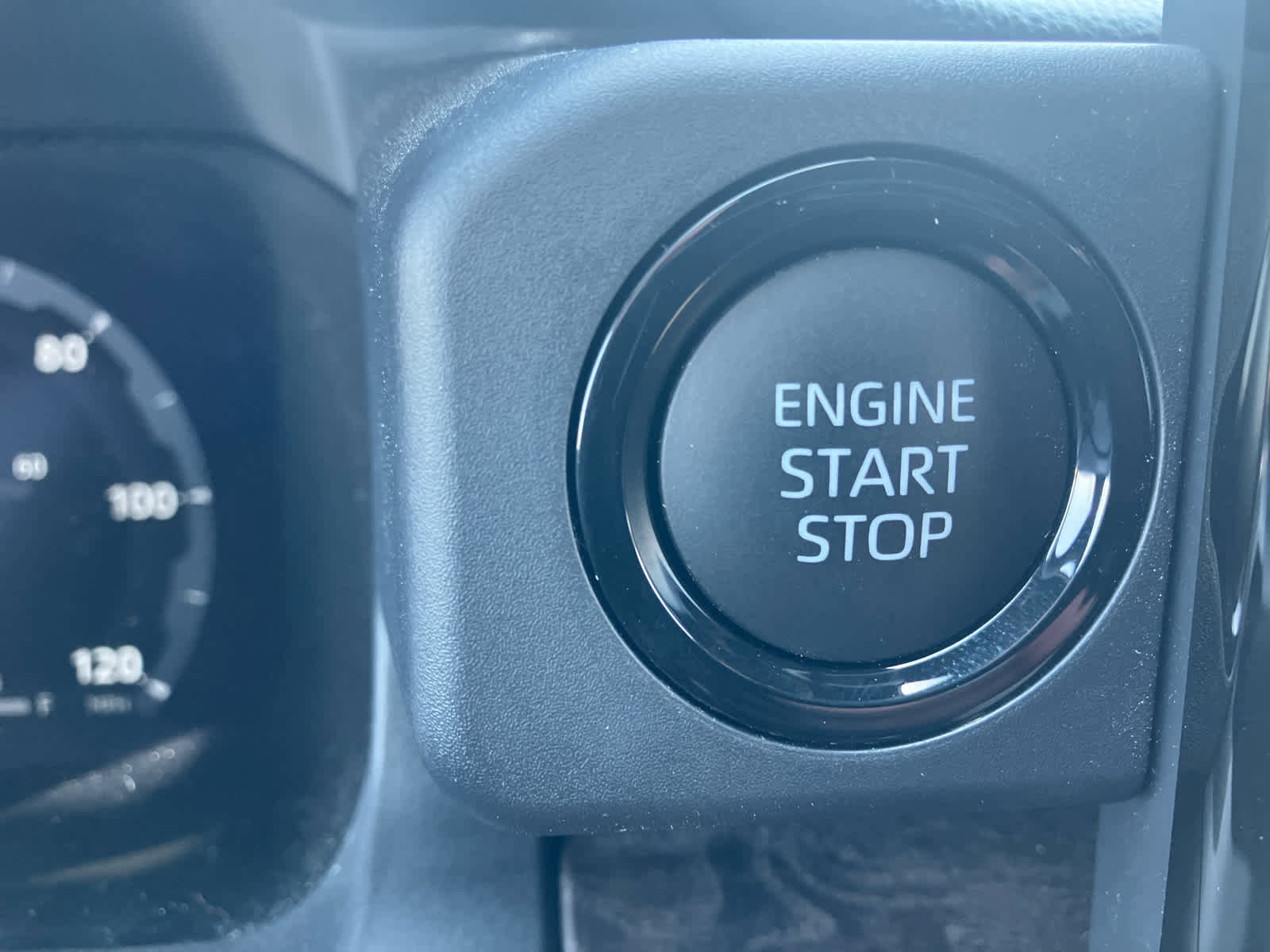 Used 2024 Toyota Tacoma Limited image 25