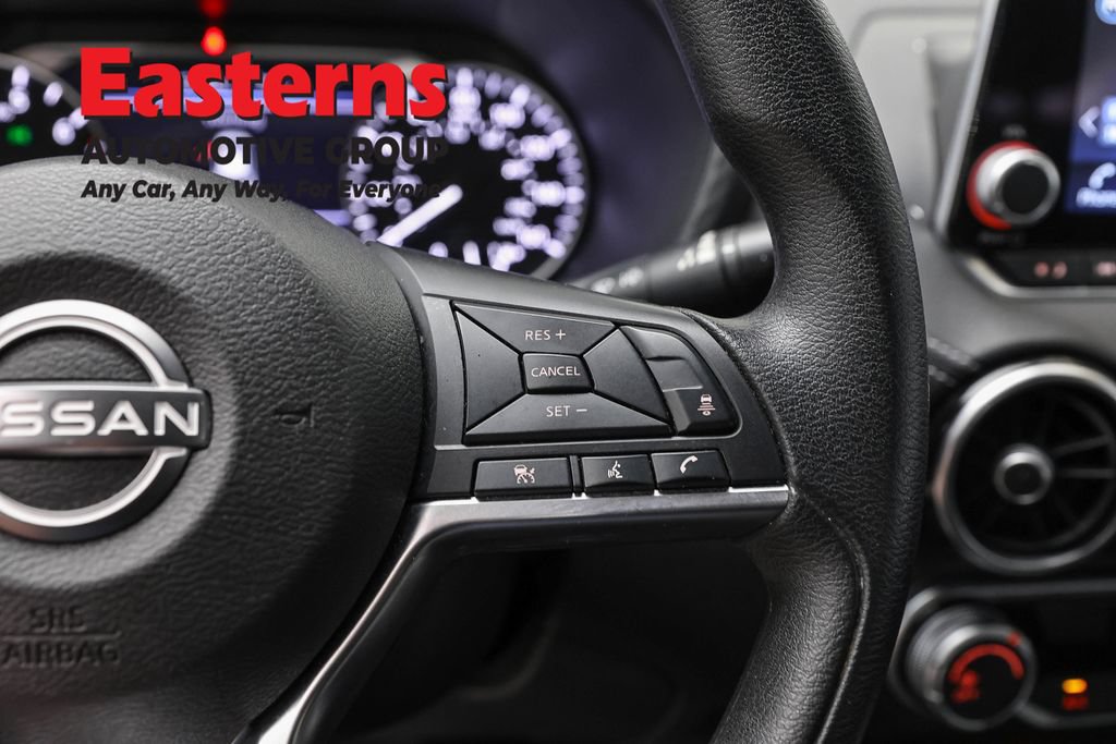 Used 2024 Nissan Sentra SV FWD image 18