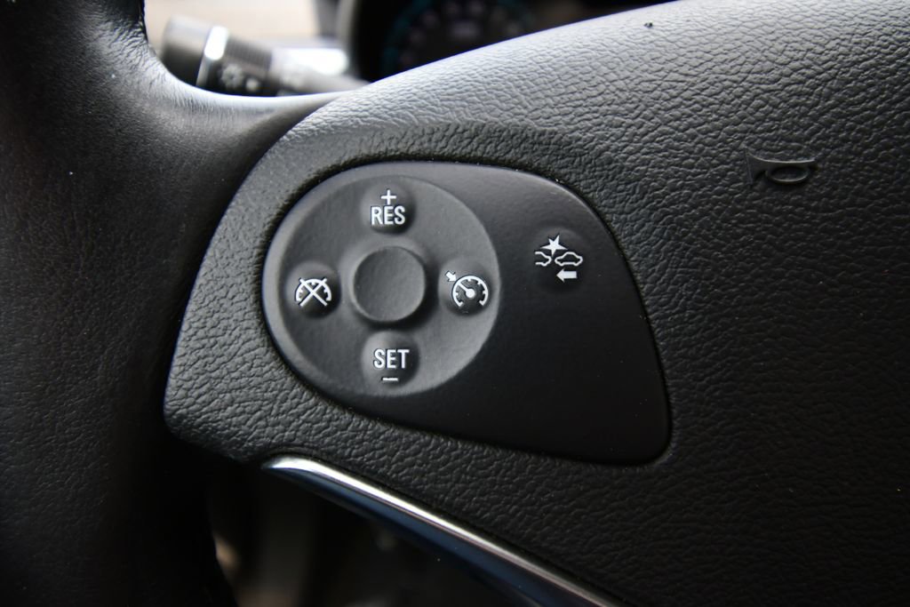 Used 2015 Chevrolet Impala LTZ FWD image 23
