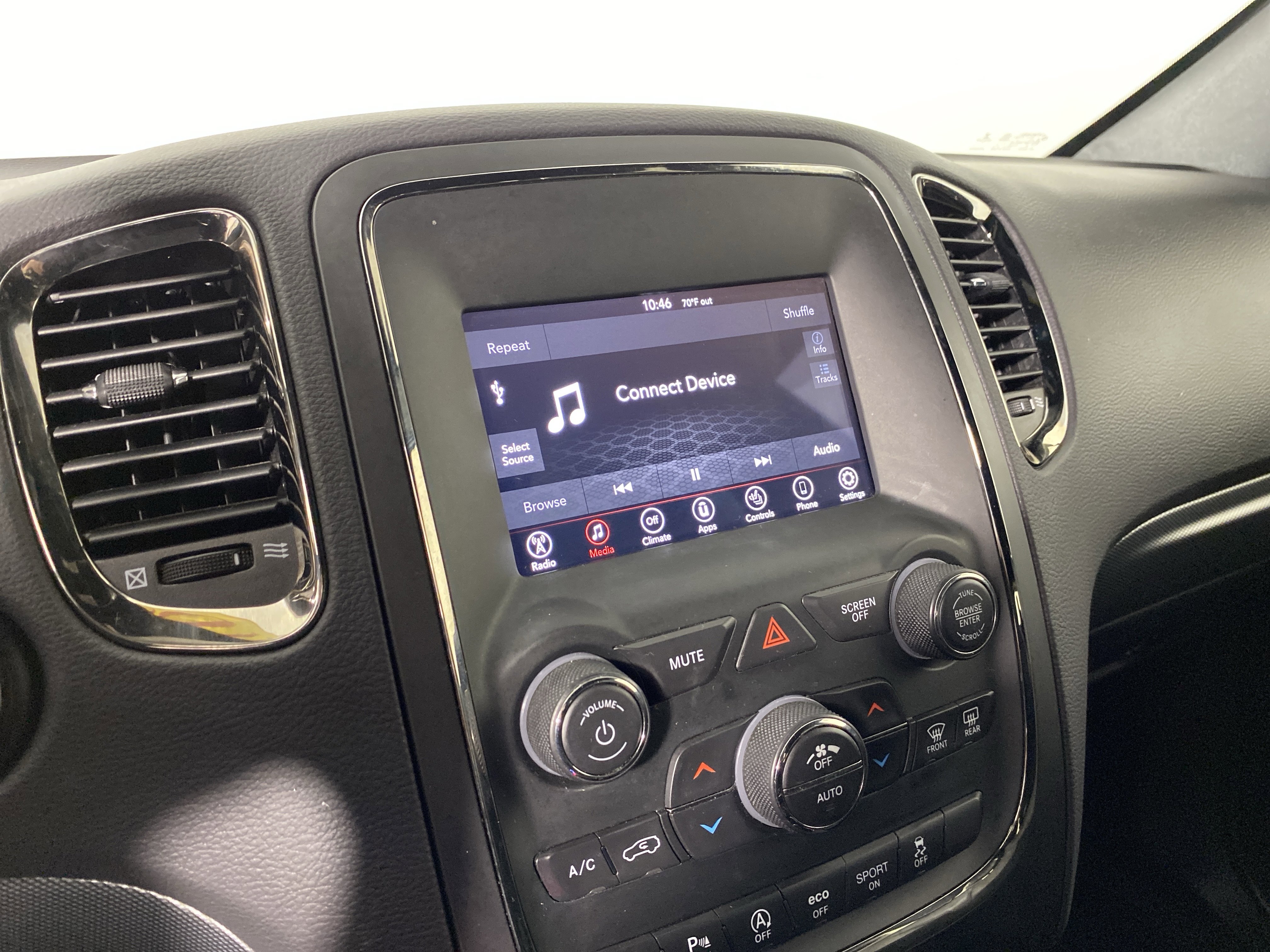 Used 2019 Dodge Durango GT image 2