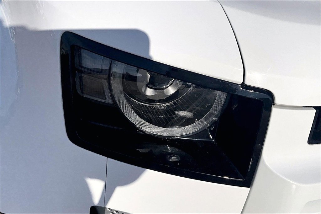 Used 2020 Land Rover Defender 110 HSE image 30