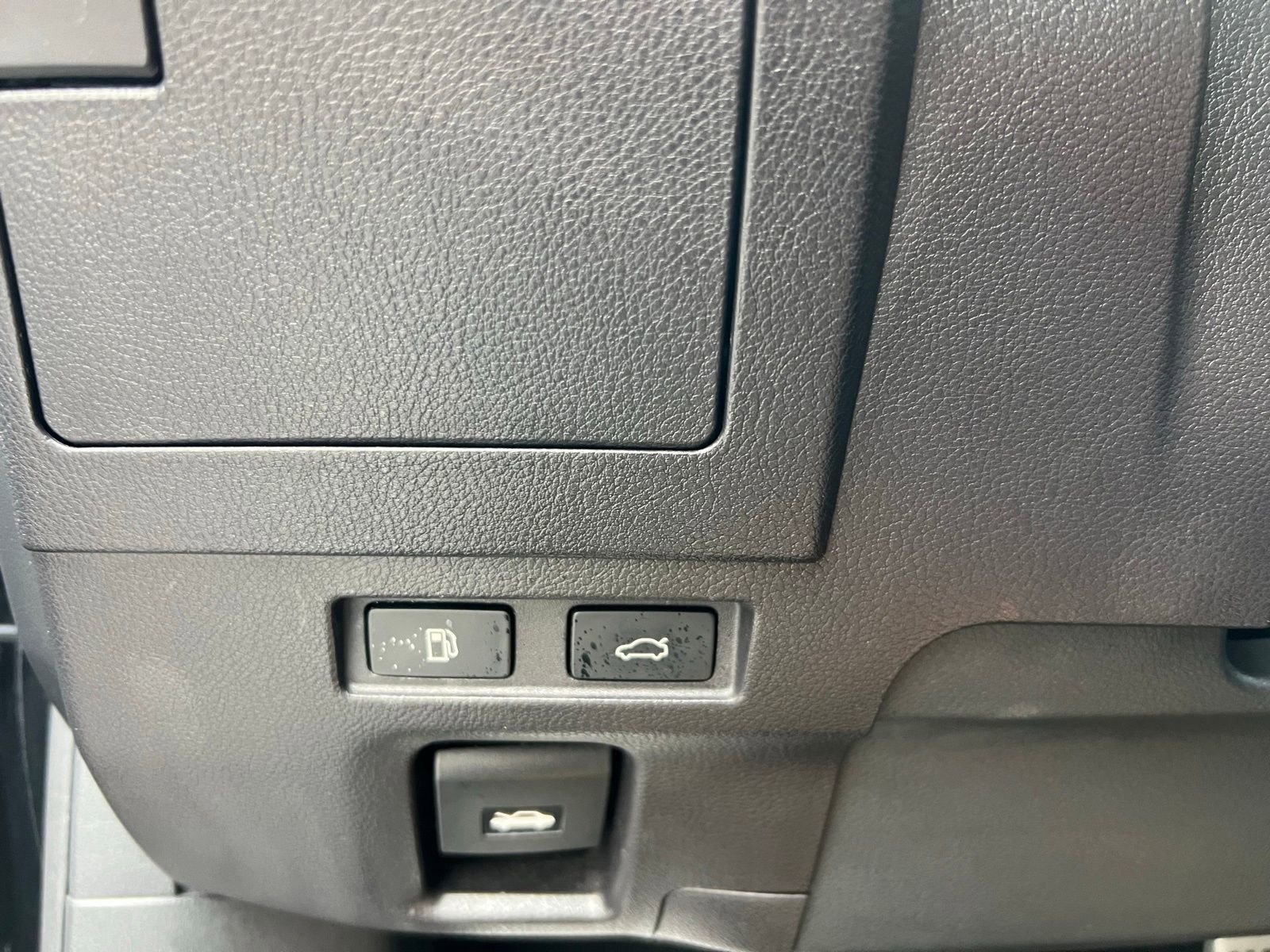 Used 2020 Lexus ES 350 F Sport w/ Accessory Package image 34