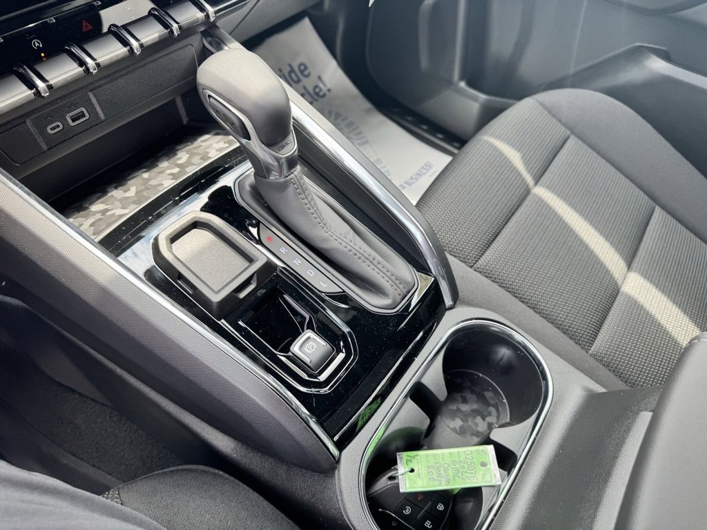 New 2025 GMC Canyon Elevation w/ Convenience Package image 23