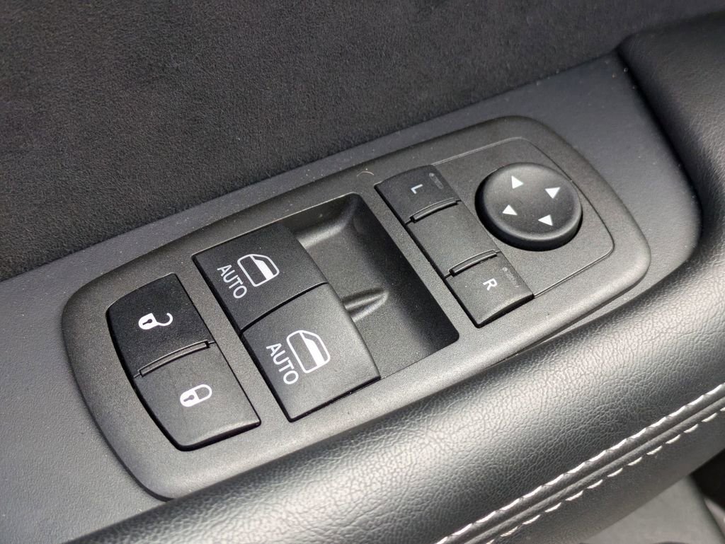 Used 2023 Dodge Challenger SRT Hellcat image 11