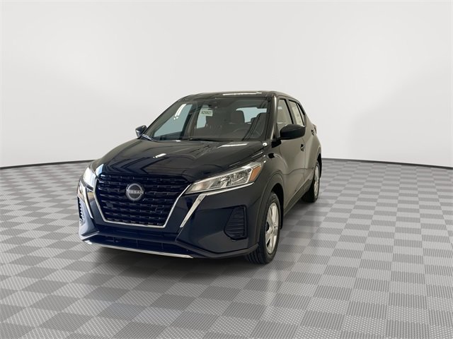 Certified 2025 Nissan Kicks Play S image 5