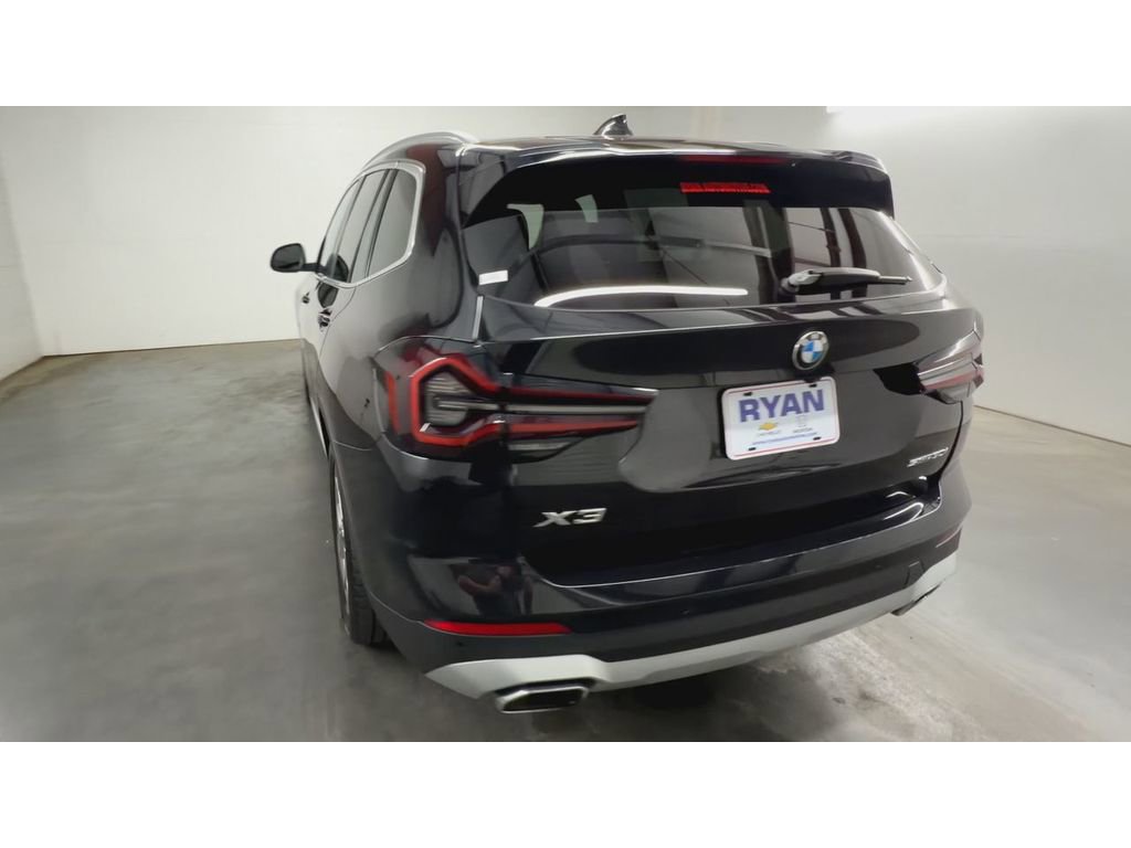 Used 2024 BMW X3 sDrive30i w/ Convenience Package RWD image 7