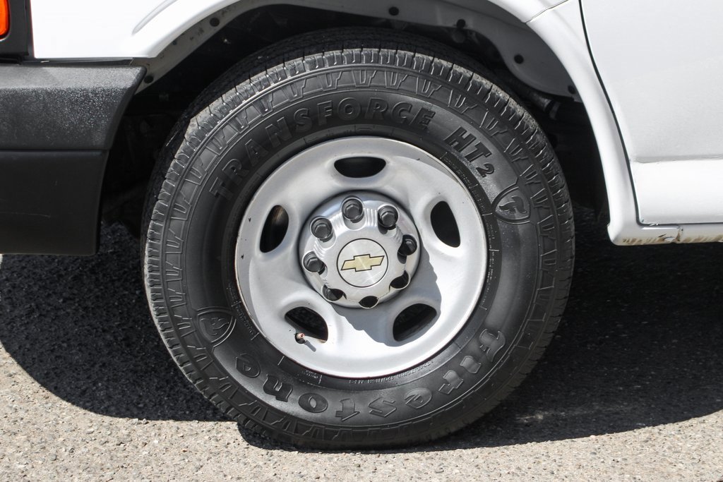 Used 2012 Chevrolet Express 2500 w/ Power Package image 34