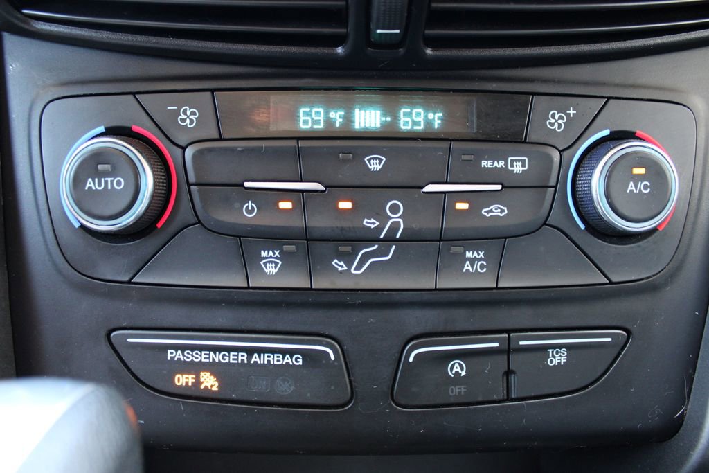 Used 2017 Ford Escape SE image 24