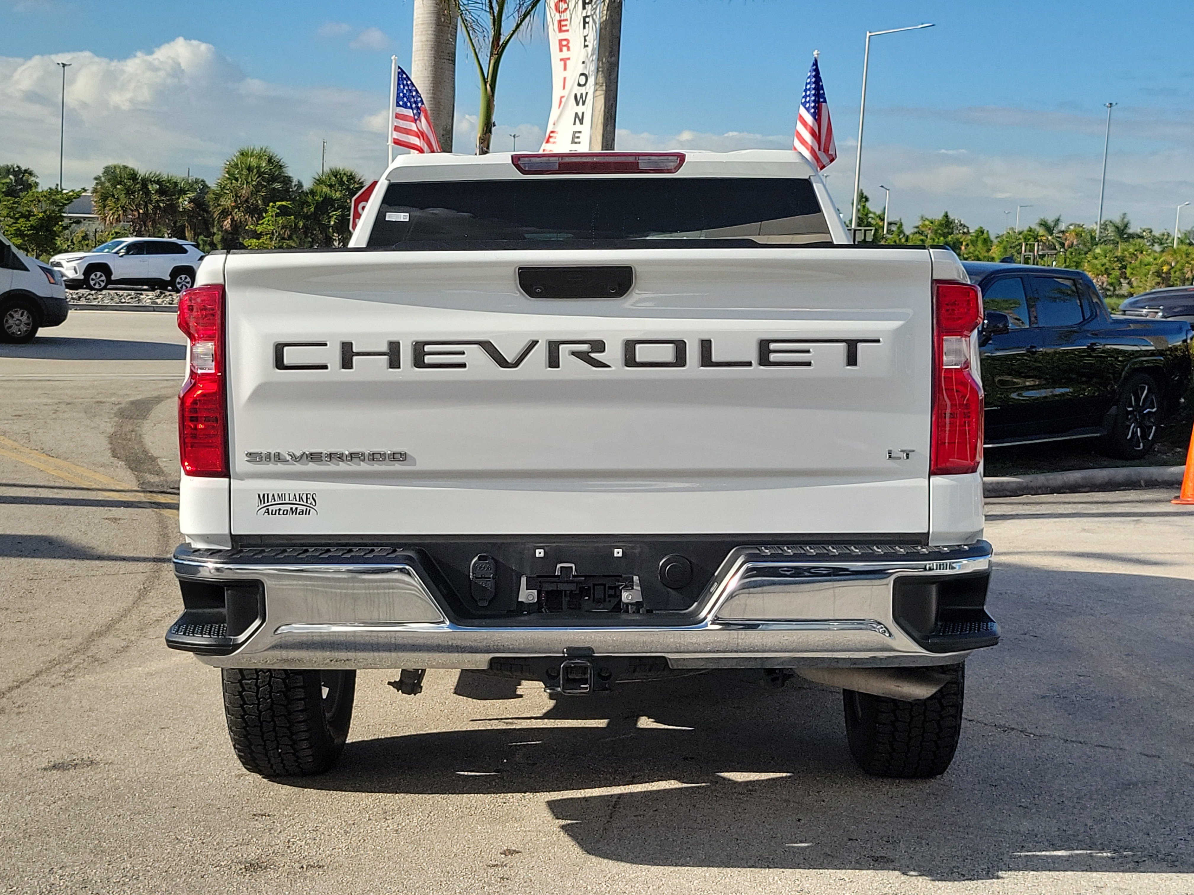 Used 2023 Chevrolet Silverado 1500 LT RWD image 6