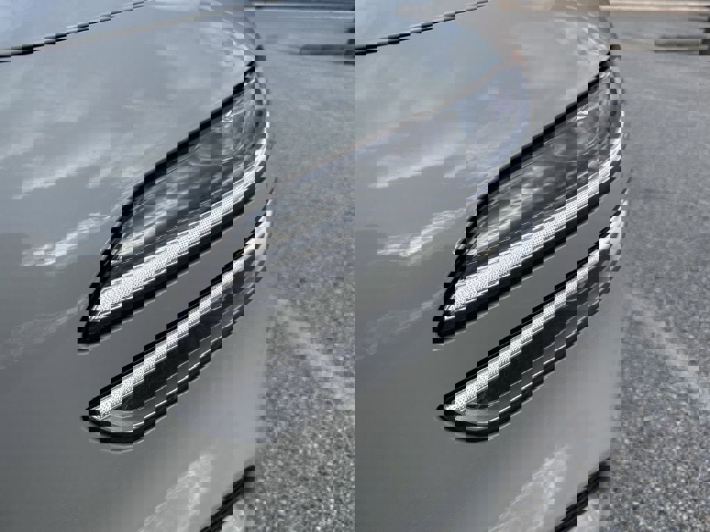 New 2026 Genesis G70 2.5T image 3