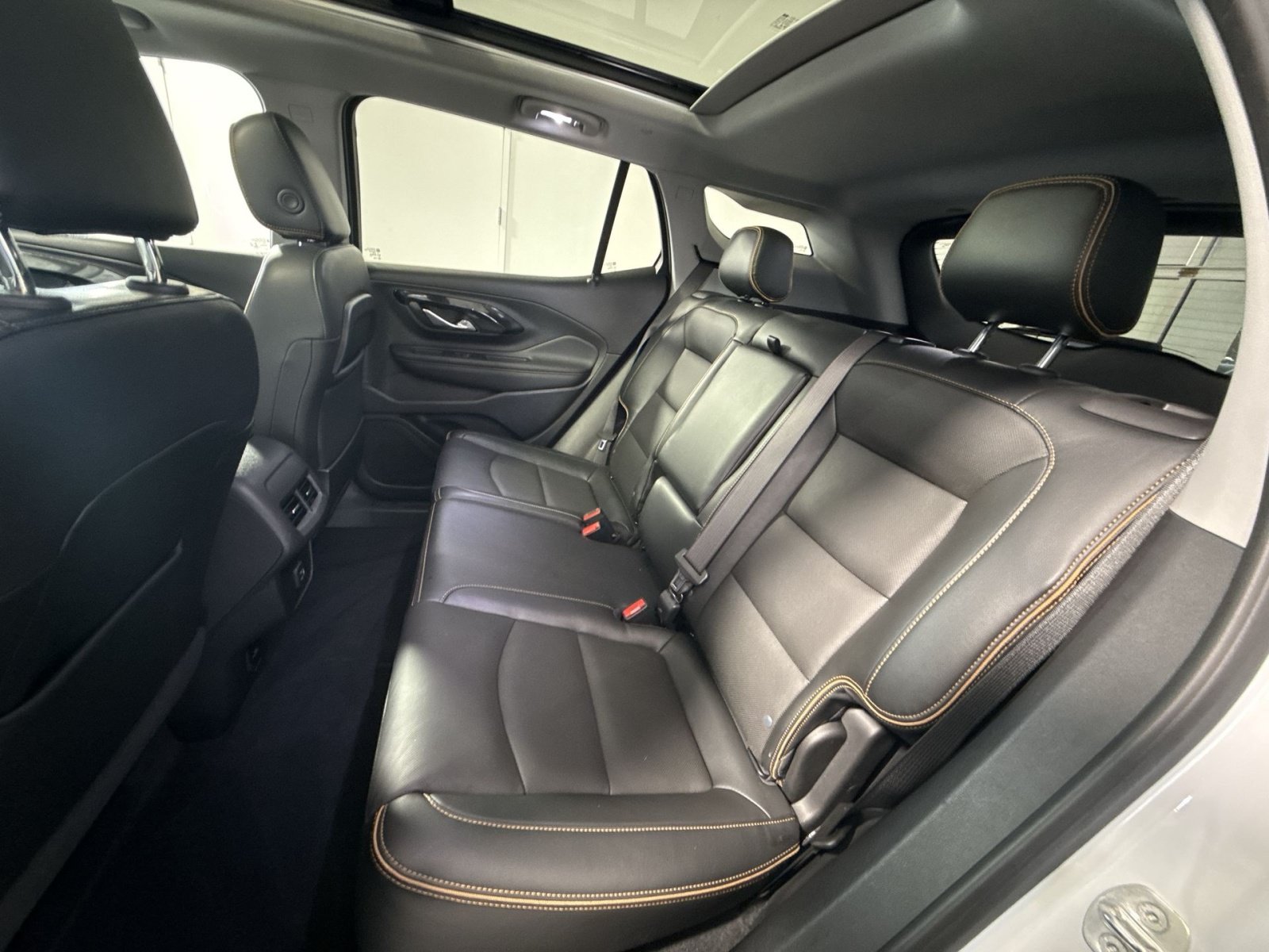 Used 2023 GMC Terrain AT4 AWD/4WD image 26
