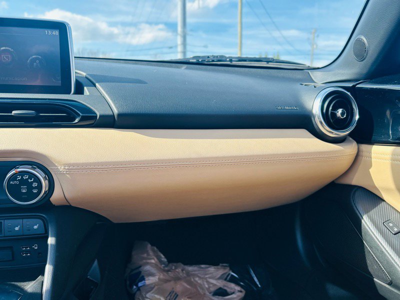 Used 2016 MAZDA MX-5 Miata Grand Touring image 28