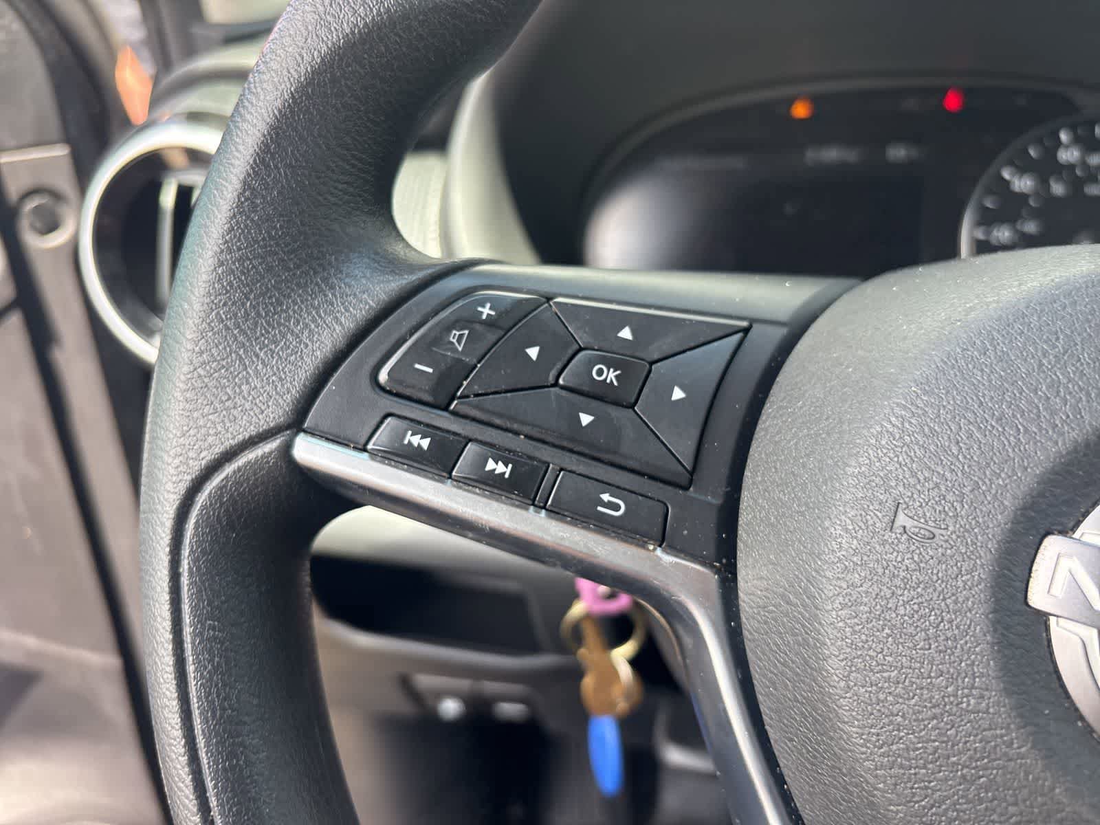 Used 2024 Nissan Kicks SV FWD image 6