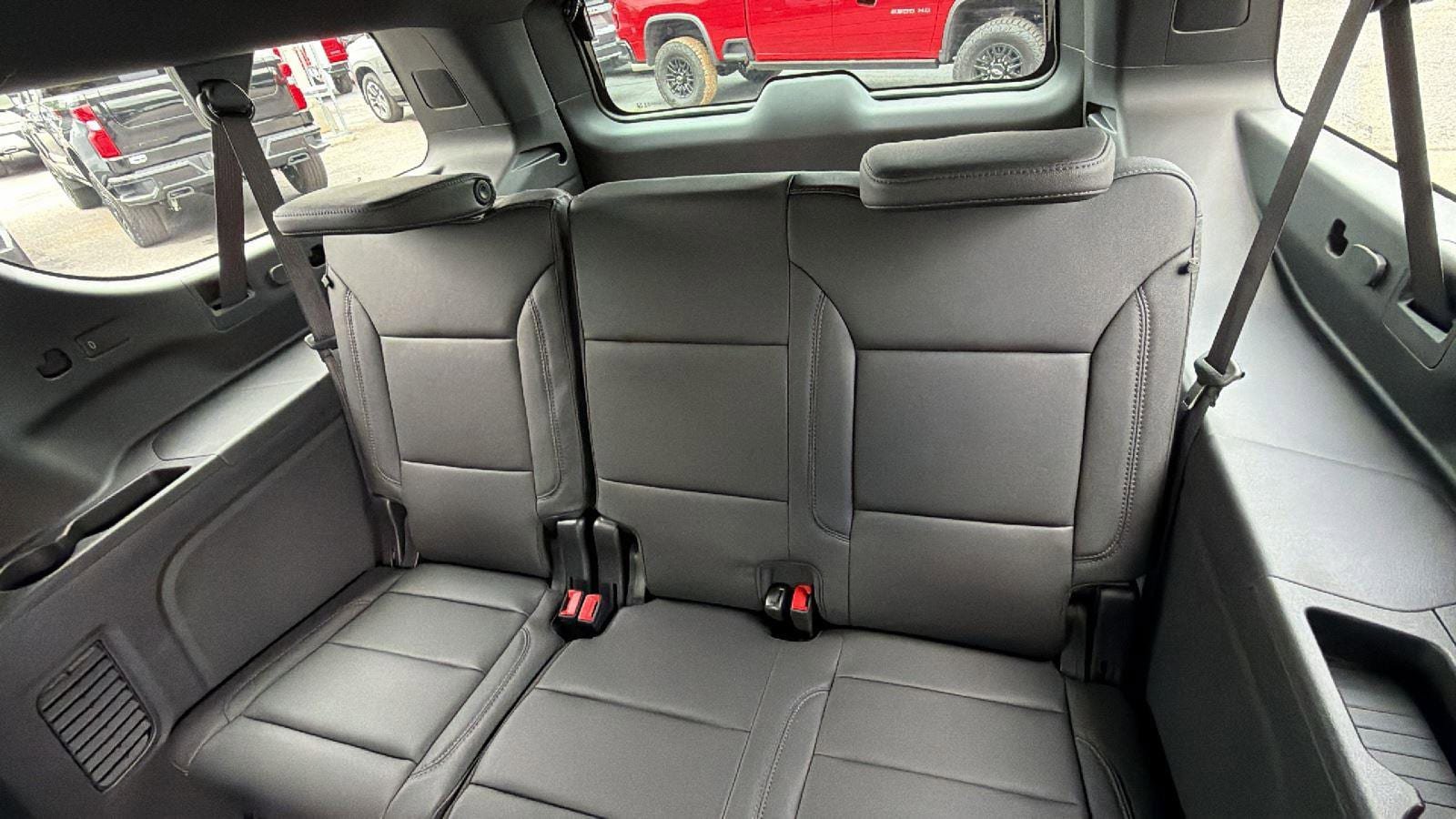 New 2026 Chevrolet Suburban LT w/ Comfort Package RWD image 19
