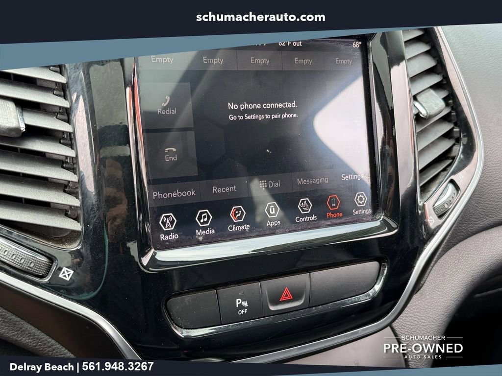 Used 2019 Jeep Cherokee Limited FWD image 21
