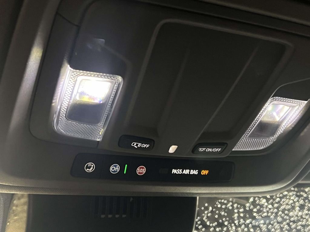 Used 2023 GMC Sierra 1500 Elevation image 21