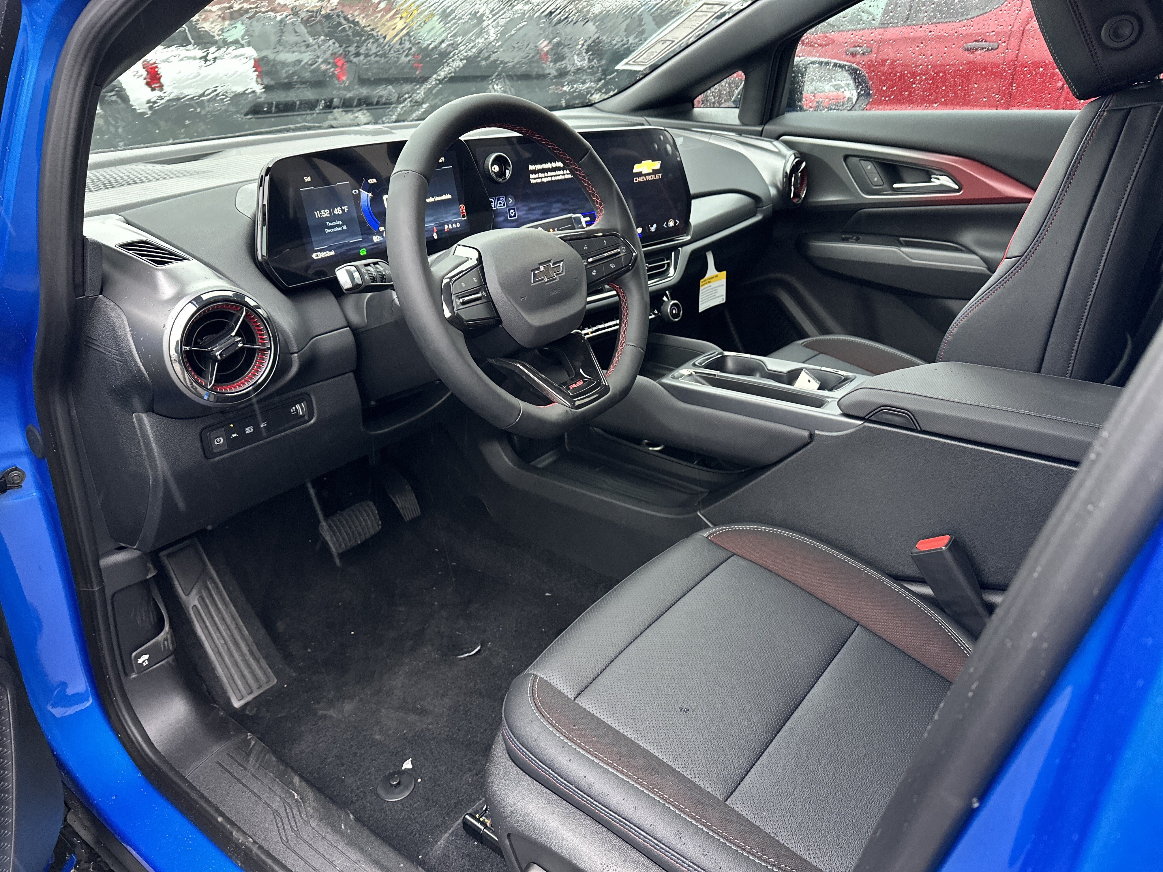 New 2026 Chevrolet Equinox EV RS AWD/4WD image 9