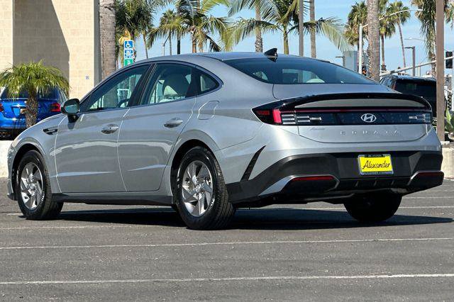 Certified 2026 Hyundai Sonata SE FWD image 6