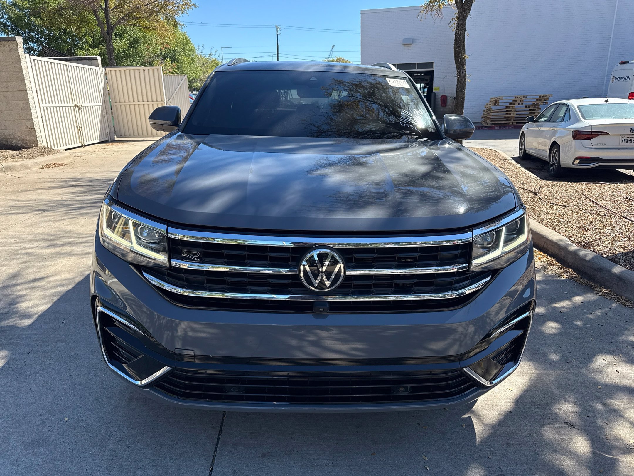 Used 2022 Volkswagen Atlas Cross Sport SEL Premium R-Line AWD/4WD image 9