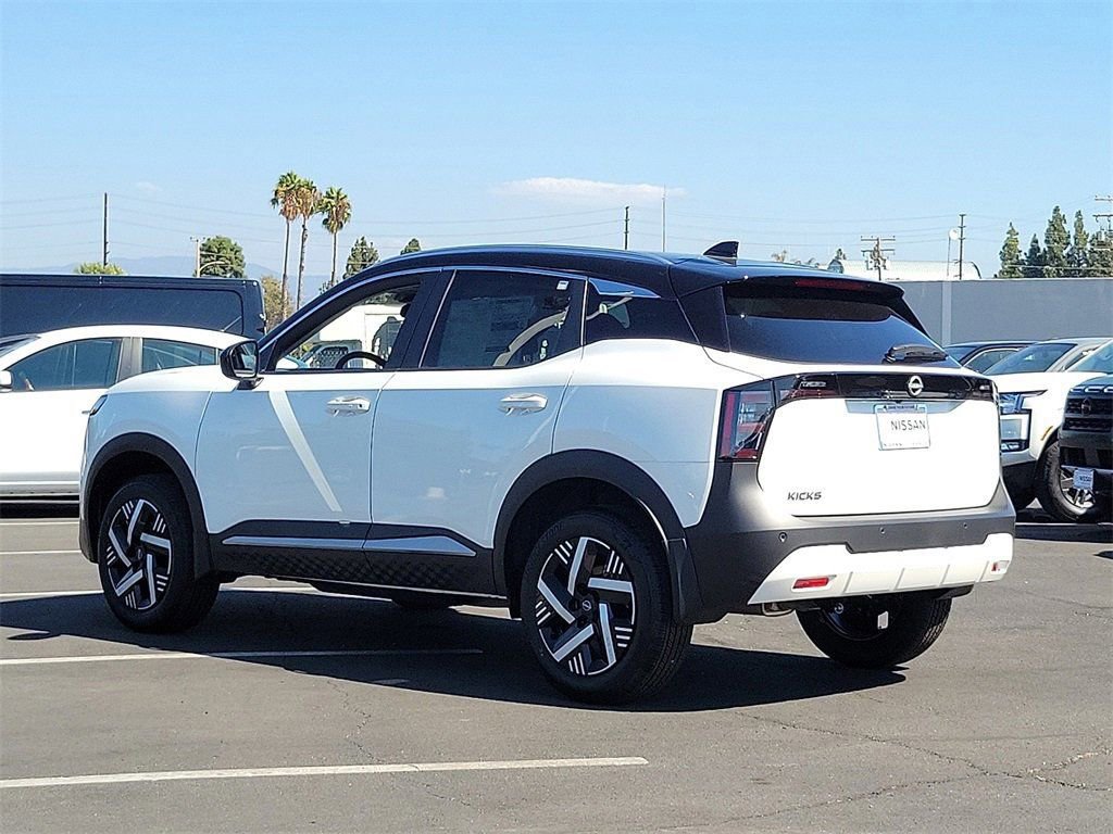 New 2026 Nissan Kicks SV FWD image 2