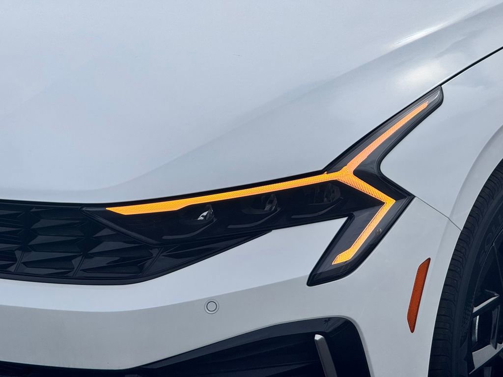 New 2026 Kia K5 LXS image 10