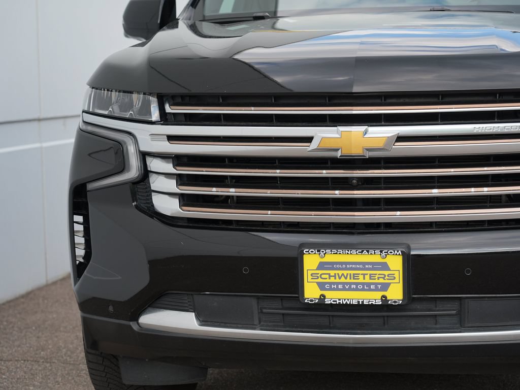 Used 2021 Chevrolet Tahoe High Country w/ Premium Package 2 AWD/4WD image 9