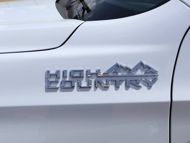 New 2026 Chevrolet Tahoe High Country AWD/4WD image 11