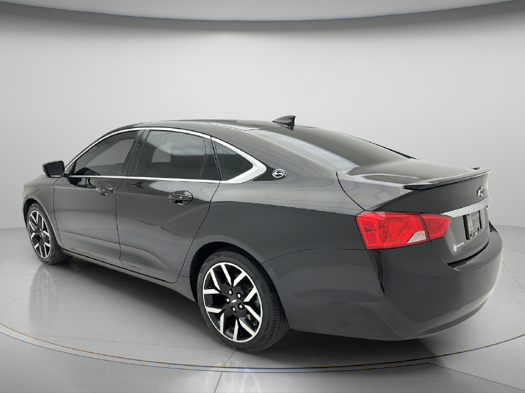 Used 2015 Chevrolet Impala LT FWD image 4