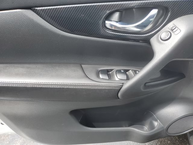 Used 2019 Nissan Rogue SL AWD/4WD image 20