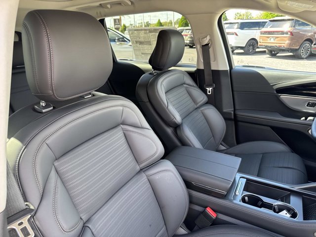 New 2026 Lincoln Nautilus Reserve image 19