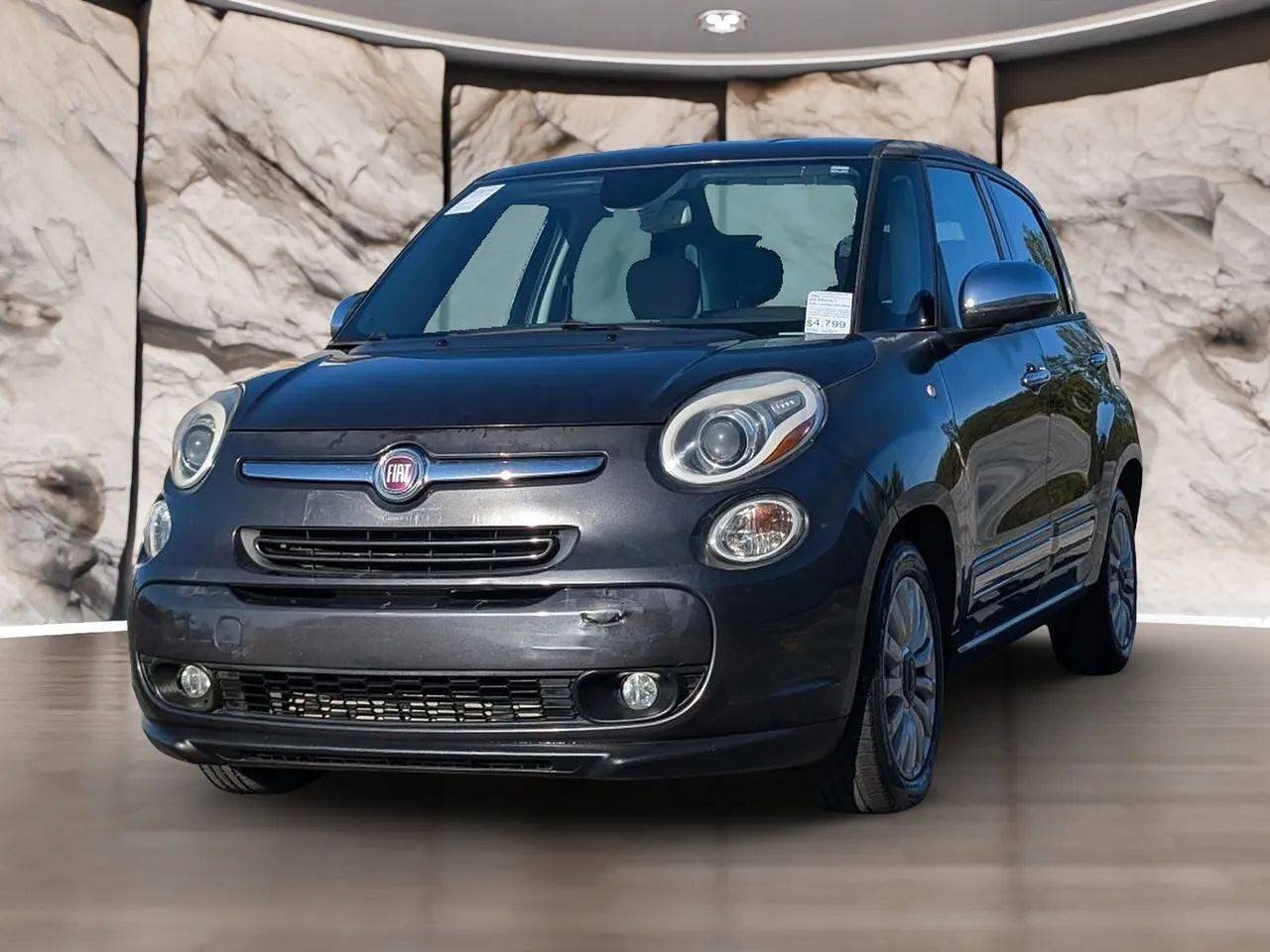 Used 2015 FIAT 500L Lounge FWD image 2