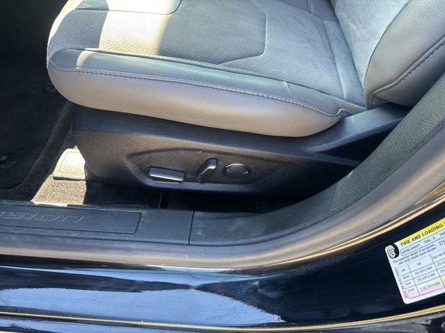 Used 2017 Ford Fusion Sport w/ Equipment Group 401A image 20