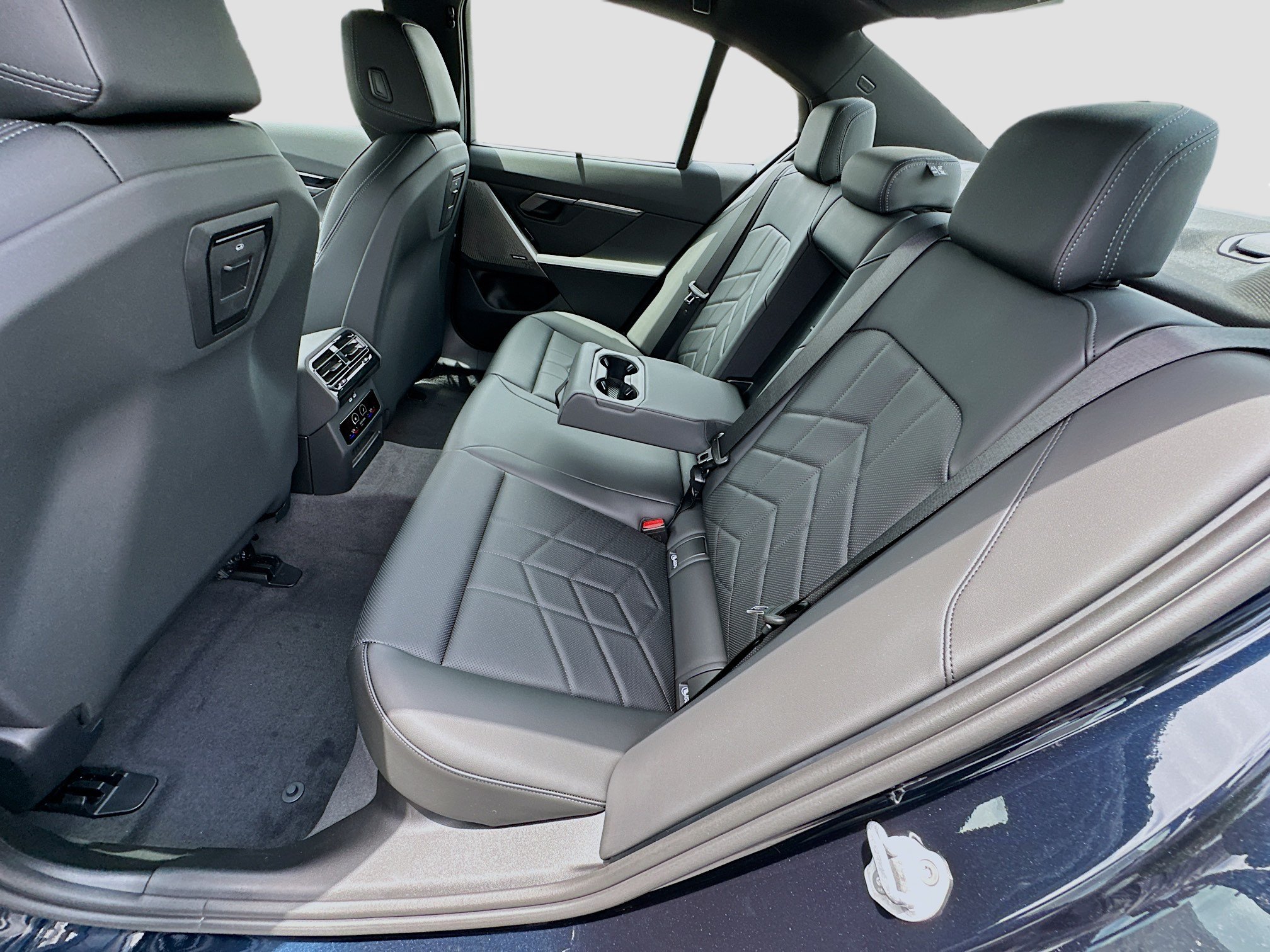 New 2027 BMW 530i xDrive AWD/4WD image 19