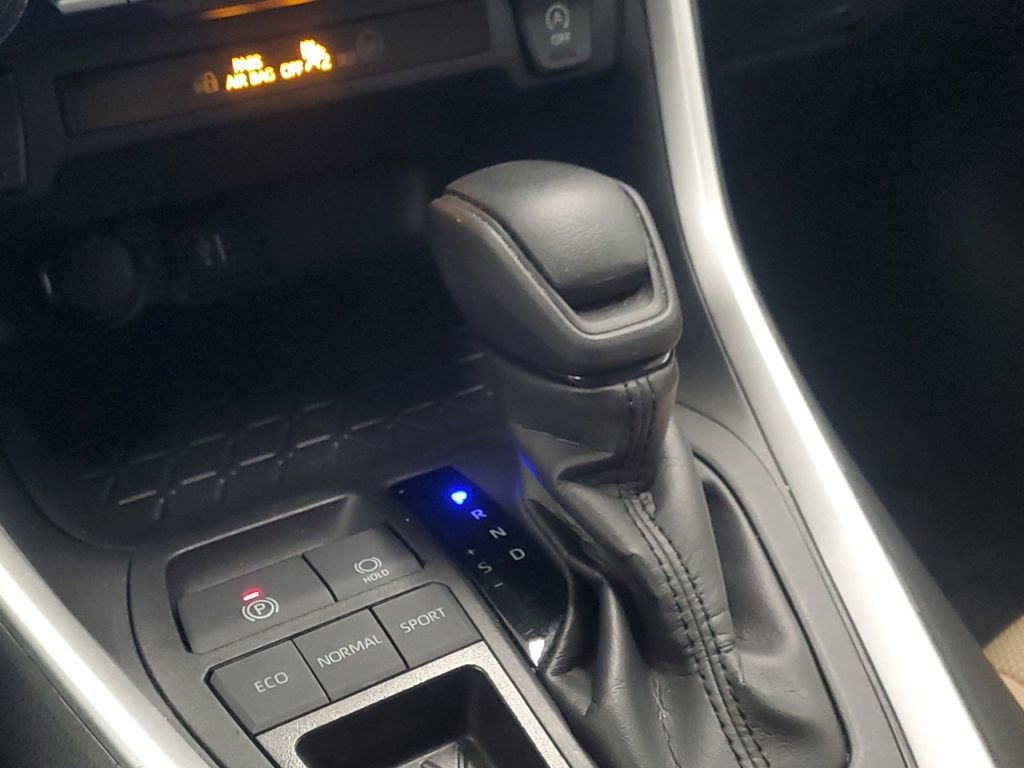 Used 2024 Toyota RAV4 LE image 28