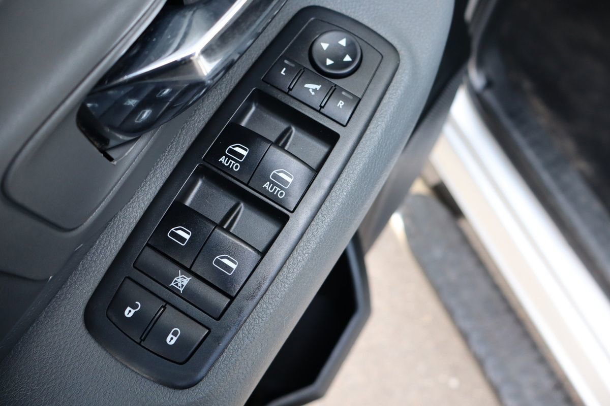 Used 2018 RAM 1500 Big Horn AWD/4WD image 28