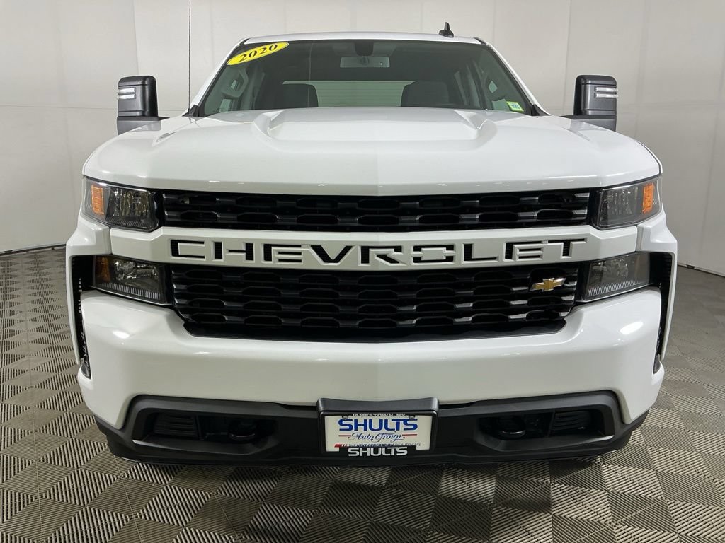 Used 2020 Chevrolet Silverado 1500 Custom w/ Custom Max Trailering Package AWD/4WD image 4