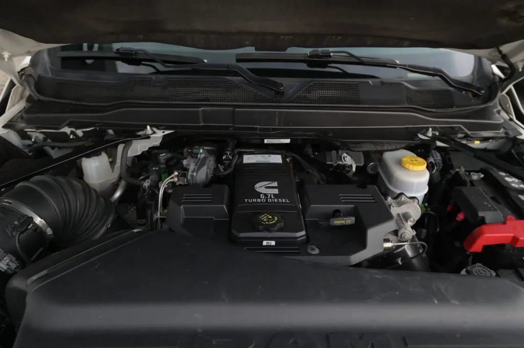 Used 2022 RAM 3500 Limited AWD/4WD image 28
