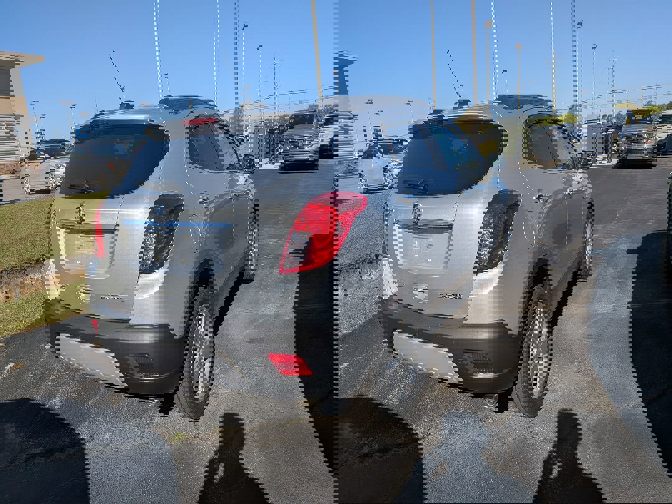 Used 2016 Buick Encore FWD image 5