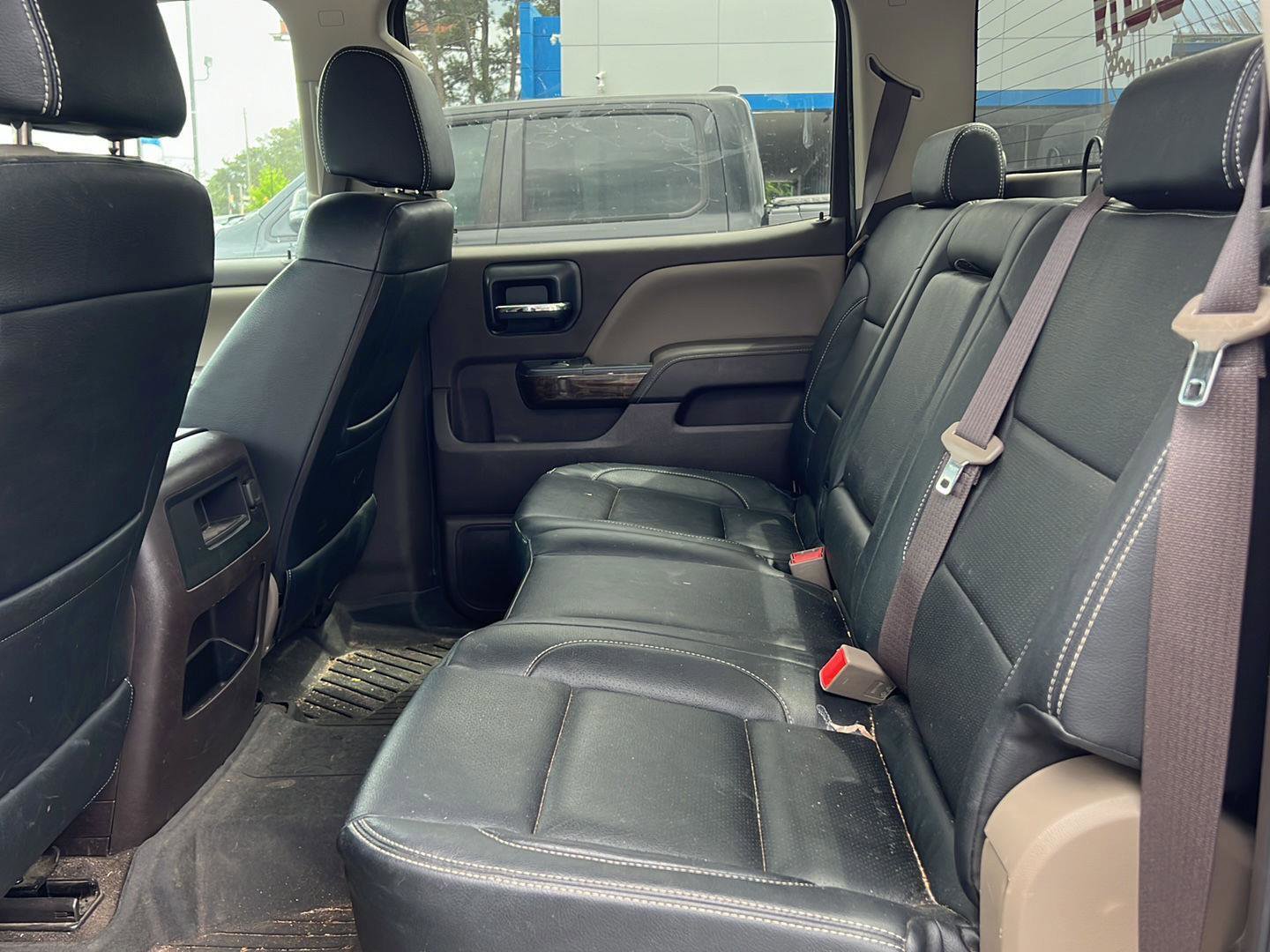 Used 2018 Chevrolet Silverado 1500 LT w/ All Star Edition AWD/4WD image 10